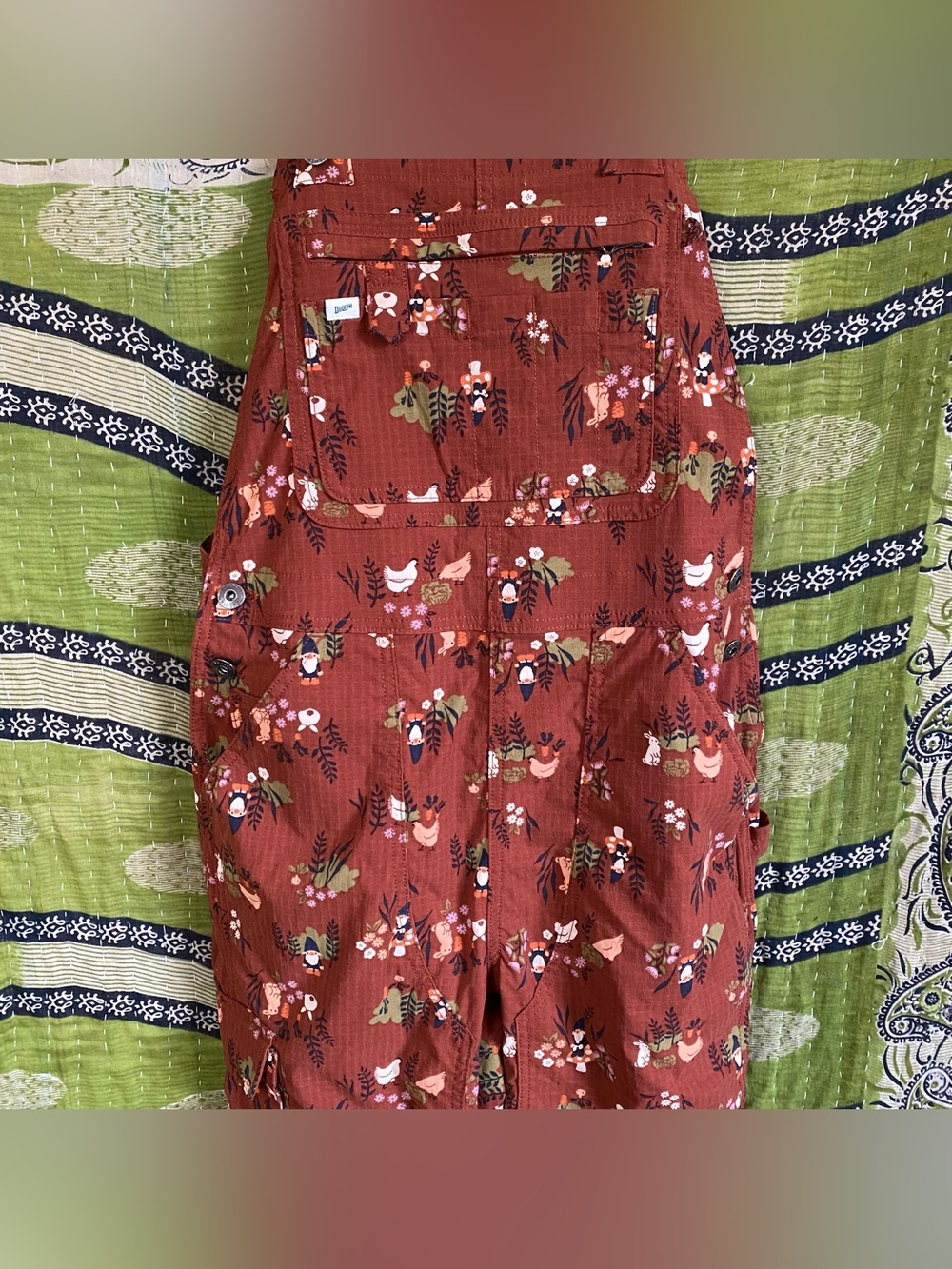 Duluth Trading Company Henna Garden Gnome Heirloom Overall Gardening Bibs XSx31 - Picture 6 of 16